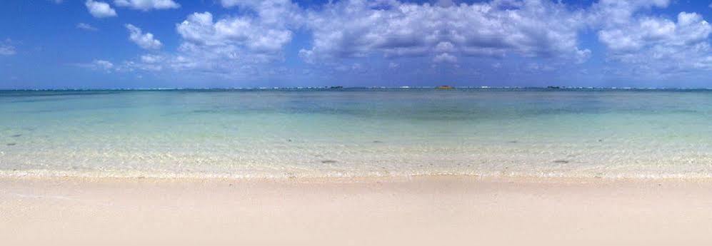 วิสเพอริ่งปาล์มไอส์แลนด์รีสอร์ท บาโคลอด ภายนอก รูปภาพ